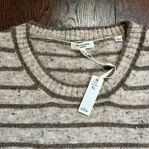 Max Studio Over sized brown strip sweater XL - Picture 9 of 9